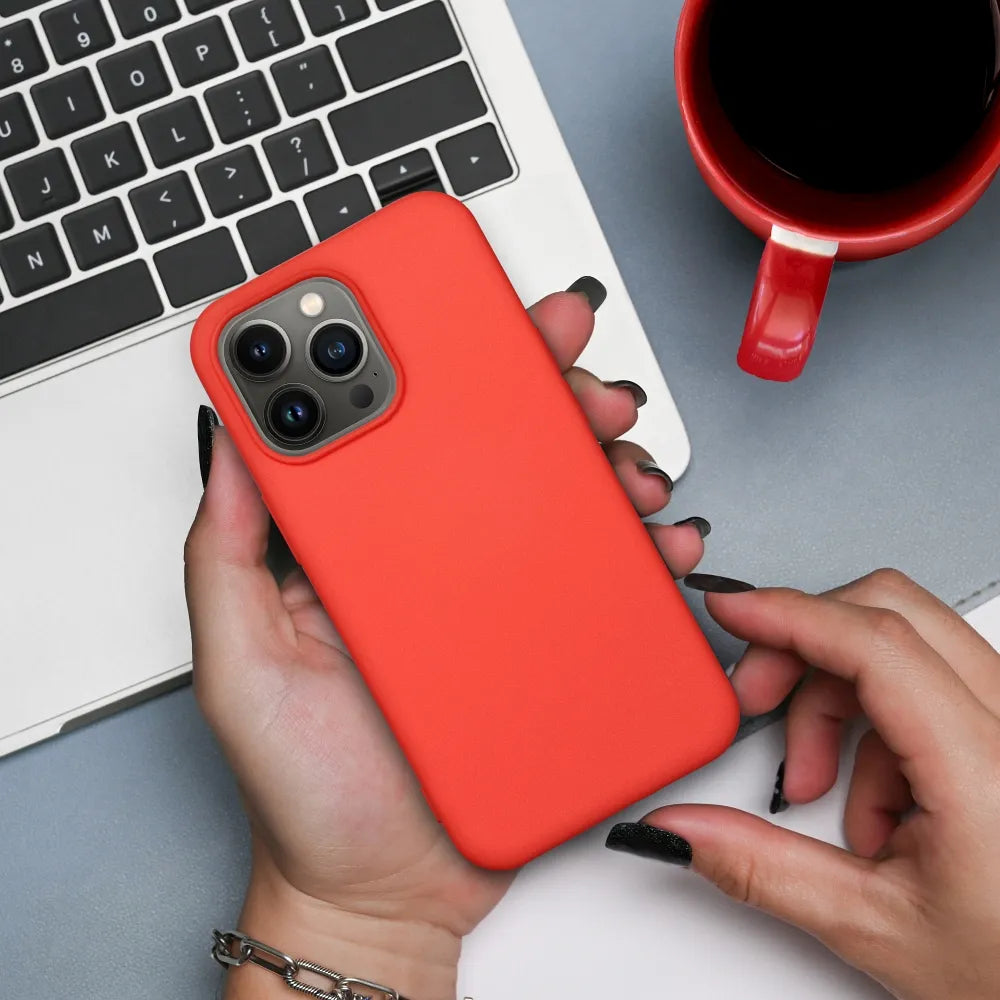 Silikon Case iPhone 14 Pfirsich Peach Soft - MIZO.at