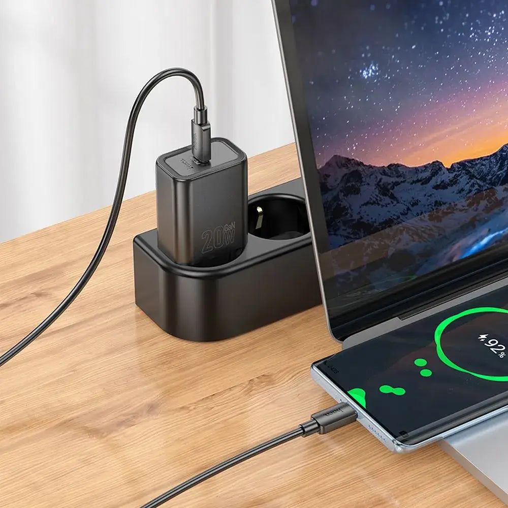 Hoco USB-C QC PD 20W N60 Schnellladegerät Schwarz