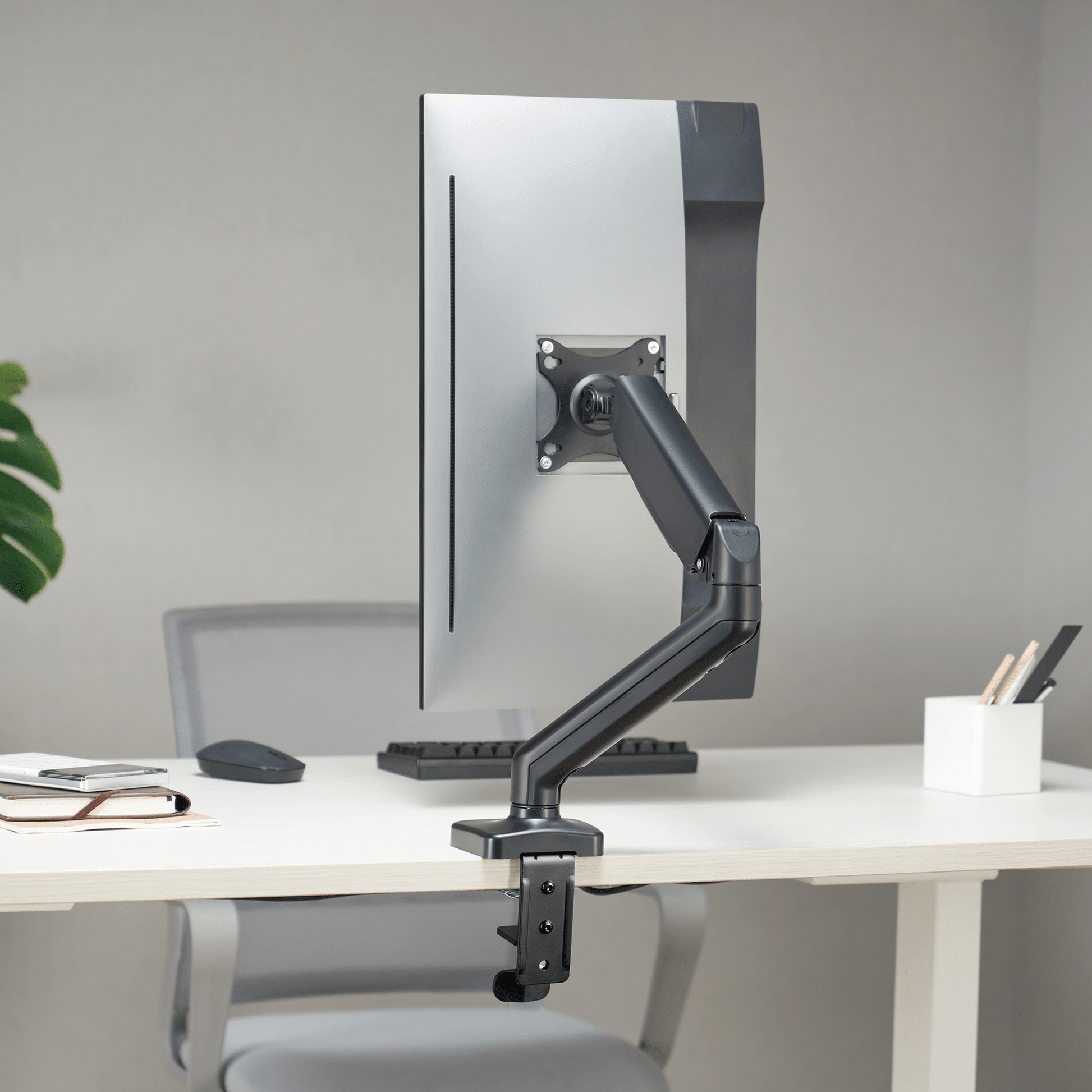 Monitor Halterung 17-32 Zoll Tischklemme VESA Arm verstellbar - MIZO.at