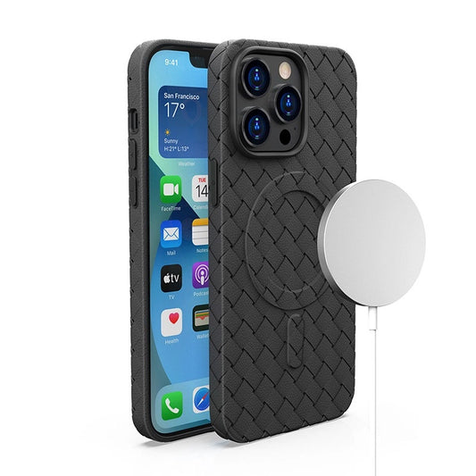 iPhone 15 Pro Max Braided MagSafe Case | Black, Durable & Stylish - MIZO.at