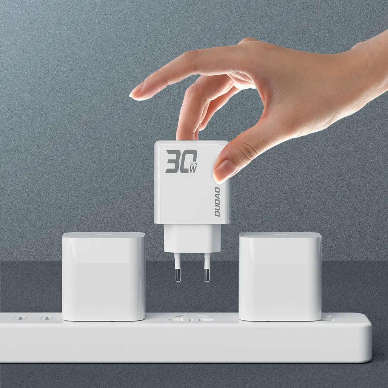 Dudao A30EUT 30W GaN USB-A / USB-C Wall Charger | Compact & Safe - MIZO.at