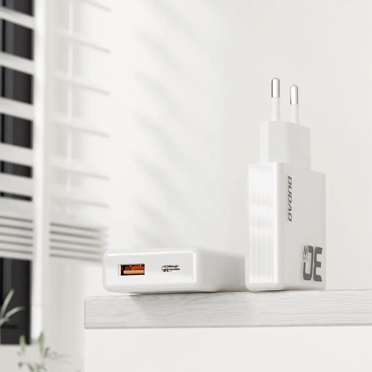 Dudao A30EUT 30W GaN USB-A / USB-C Wall Charger | Compact & Safe - MIZO.at